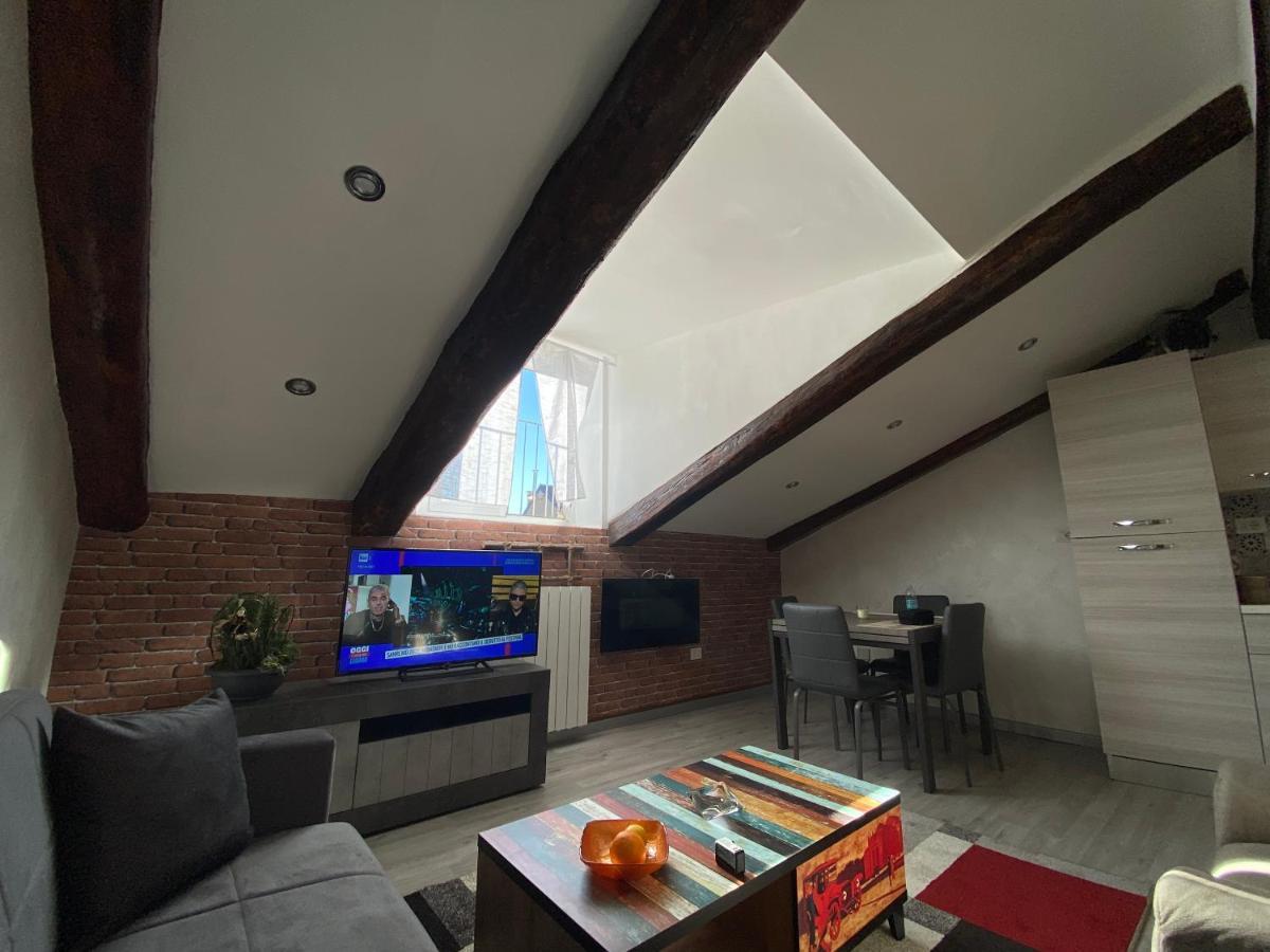 Deluxe Appartment Турин Экстерьер фото
